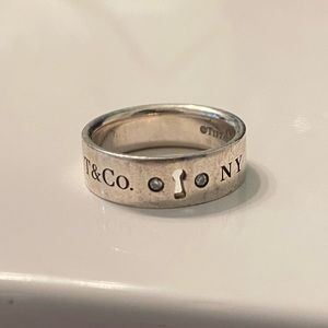 Tiffany & Co. Double Diamond Key Hole Ring